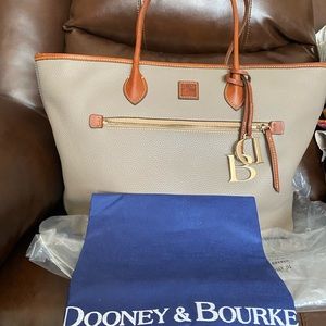 Dooney and Bourke Large Pebble Leather Tote in beautiful Taupe
